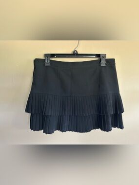 BCBGClassic Black Pleated Layered Mini Skirt -Button Accented Size 8